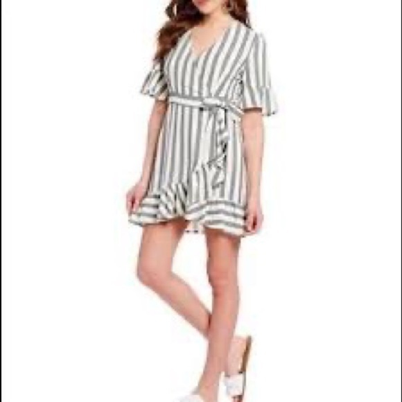 ⭐️1. State,Adorable Summer Stripes, Wrap-Around, Like New,Out of Stock On-Line,6 - Picture 8 of 15